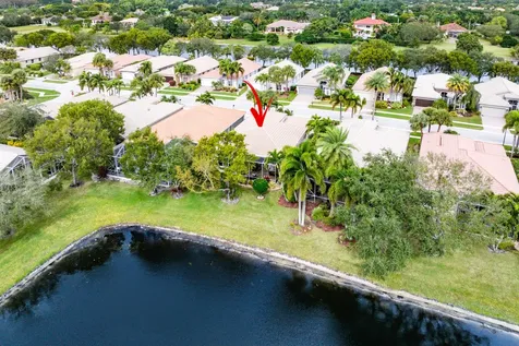 8672 Via Avellino Lake Worth FL 33467