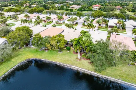 8672 Via Avellino Lake Worth FL 33467