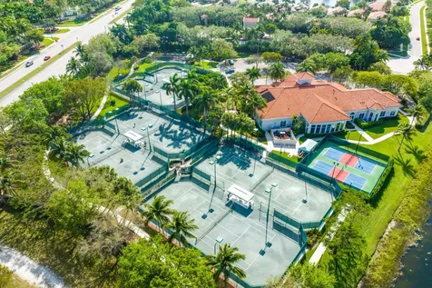 8672 Via Avellino Lake Worth FL 33467