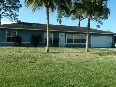 682 Nw Cardinal Drive Port Saint Lucie FL 34983