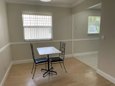 472 Saxony J Delray Beach FL 33446
