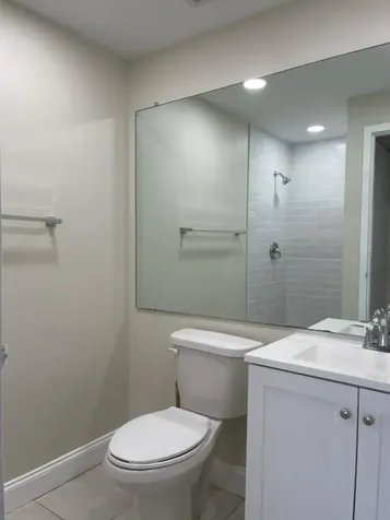 472 Saxony J Delray Beach FL 33446