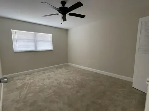 472 Saxony J Delray Beach FL 33446