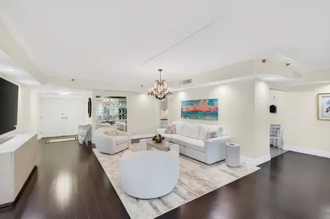 300 SE 5th Avenue Boca Raton FL 33432