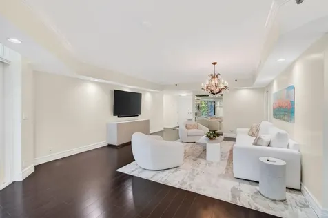 300 SE 5th Avenue Boca Raton FL 33432