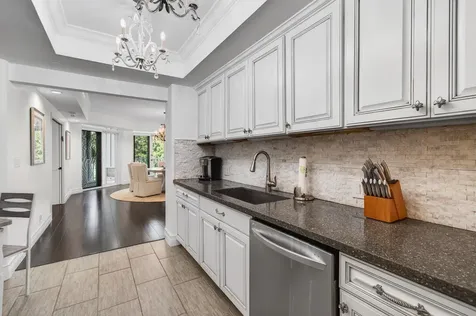 300 SE 5th Avenue Boca Raton FL 33432