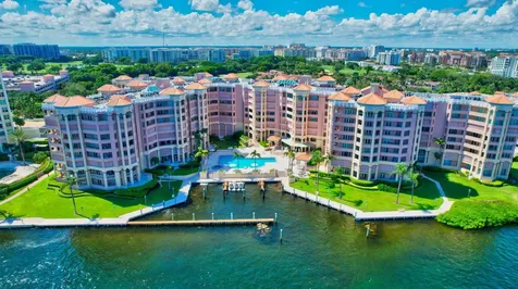 300 SE 5th Avenue Boca Raton FL 33432