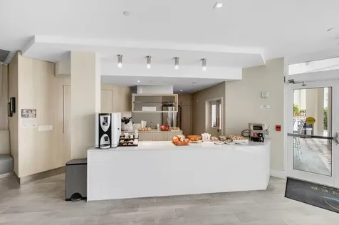 300 SE 5th Avenue Boca Raton FL 33432