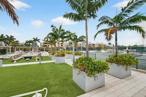 300 SE 5th Avenue Boca Raton FL 33432