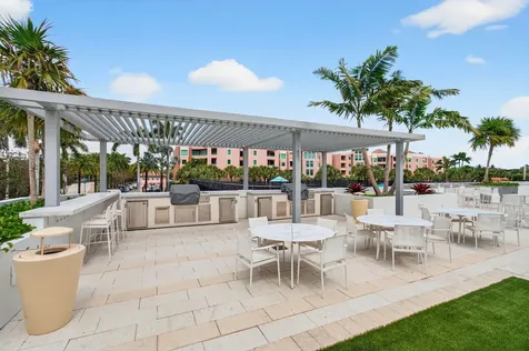 300 SE 5th Avenue Boca Raton FL 33432