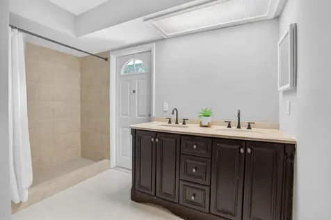 28 Hickory Hill Road Tequesta FL 33469