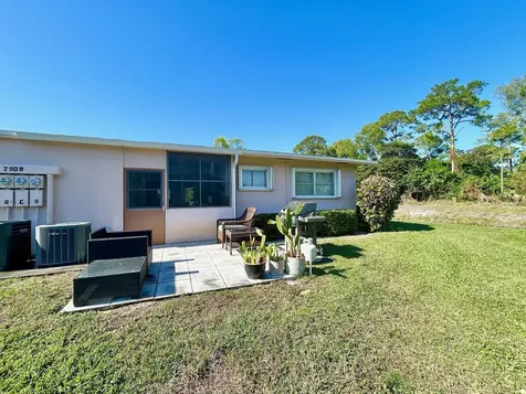 2509 Dudley Drive West Palm Beach FL 33415