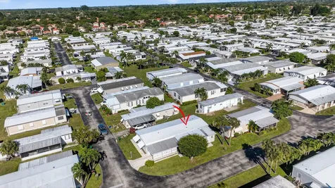 36001 Dron Bay Boynton Beach FL 33436
