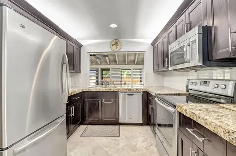 804 Foxpointe Circle Delray Beach FL 33445