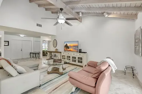 804 Foxpointe Circle Delray Beach FL 33445
