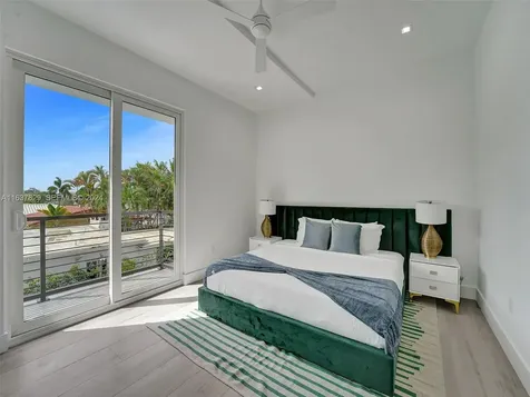 1222 NE 15th Avenue Fort Lauderdale FL 33304