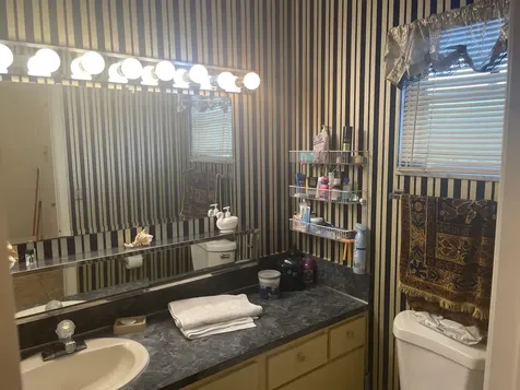4 N Greenway Royal Palm Beach FL 33411