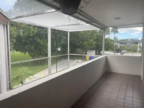 4 N Greenway Royal Palm Beach FL 33411