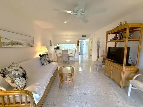2702 Nassau Bend Coconut Creek FL 33066