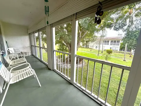 2702 Nassau Bend Coconut Creek FL 33066