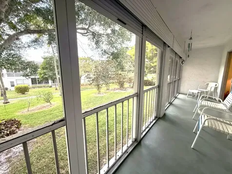 2702 Nassau Bend Coconut Creek FL 33066