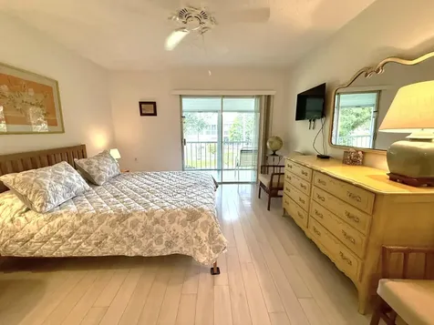 2702 Nassau Bend Coconut Creek FL 33066