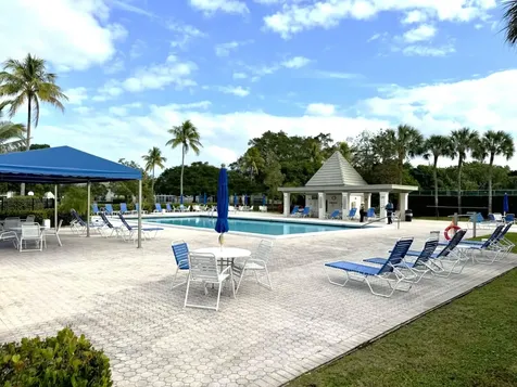 2702 Nassau Bend Coconut Creek FL 33066