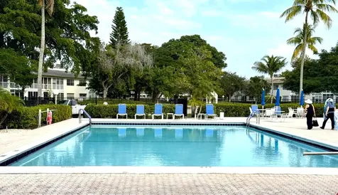 2702 Nassau Bend Coconut Creek FL 33066