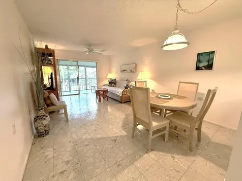 2702 Nassau Bend Coconut Creek FL 33066