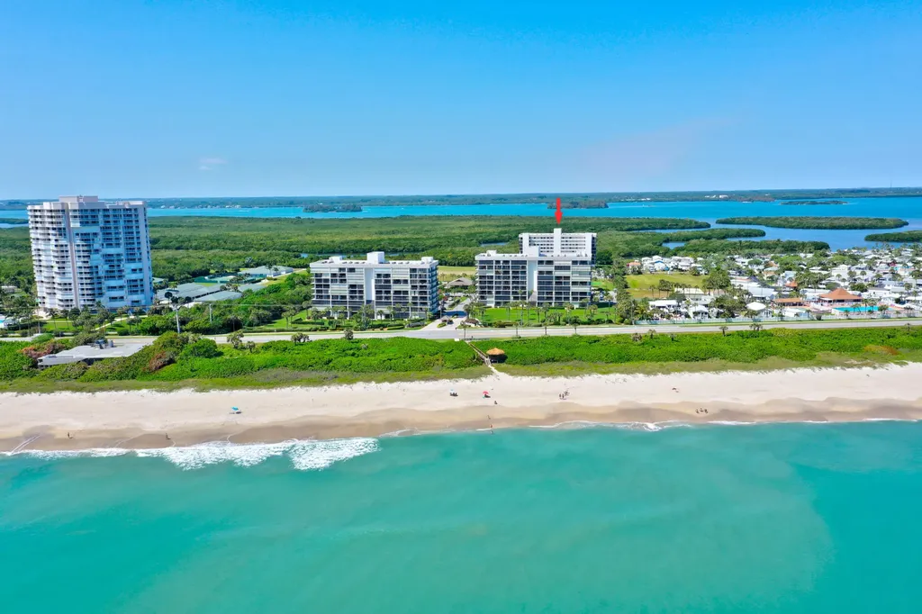 5059 N Highway A1a Hutchinson Island FL 34949