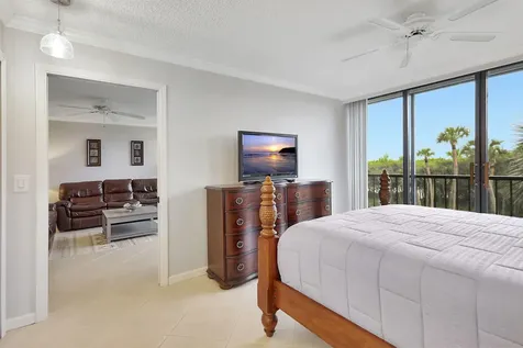 5059 N Highway A1a Hutchinson Island FL 34949