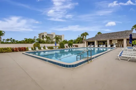 5059 N Highway A1a Hutchinson Island FL 34949