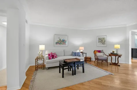 100 Se 5th Avenue Boca Raton FL 33432