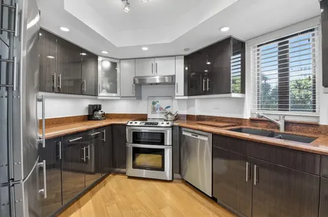 100 Se 5th Avenue Boca Raton FL 33432