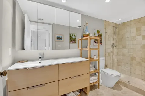 100 Se 5th Avenue Boca Raton FL 33432