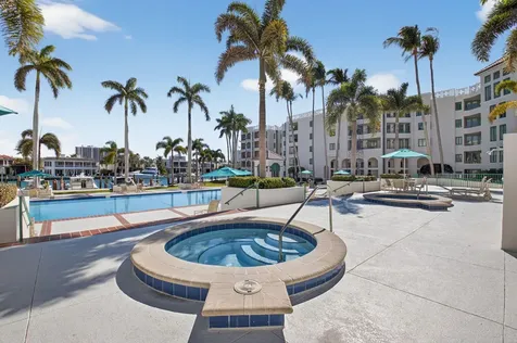 100 Se 5th Avenue Boca Raton FL 33432