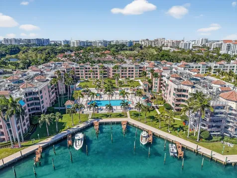 100 Se 5th Avenue Boca Raton FL 33432