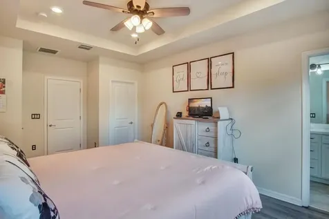 2374 Post St, Street Palm Springs FL 33406
