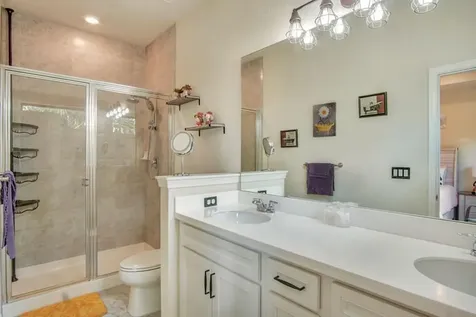 2374 Post St, Street Palm Springs FL 33406