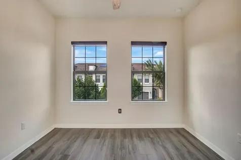 2374 Post St, Street Palm Springs FL 33406