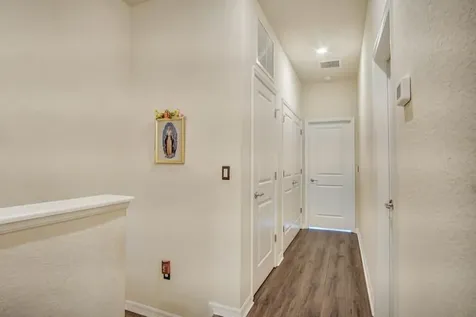 2374 Post St, Street Palm Springs FL 33406