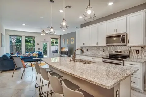 2374 Post St, Street Palm Springs FL 33406