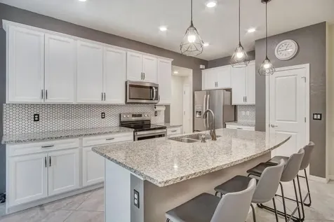 2374 Post St, Street Palm Springs FL 33406