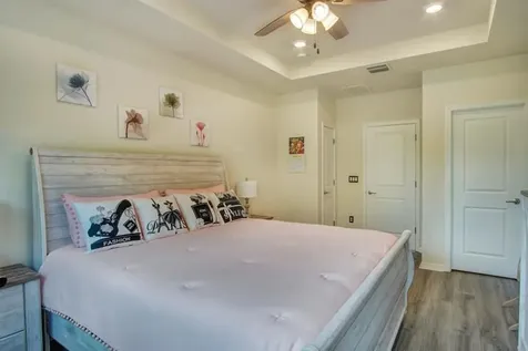 2374 Post St, Street Palm Springs FL 33406