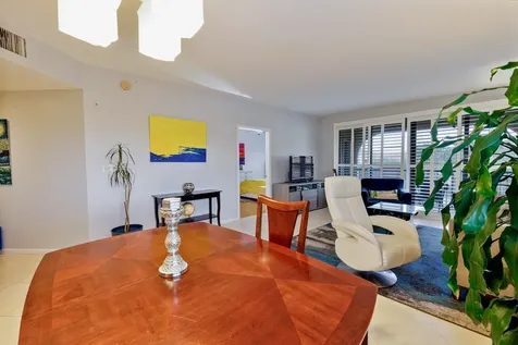 300 Uno Lago Drive Juno Beach FL 33408