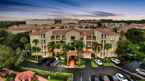 300 Uno Lago Drive Juno Beach FL 33408