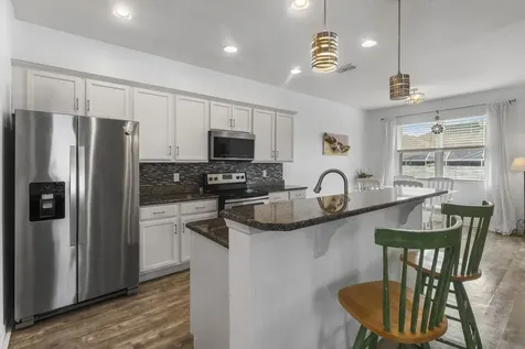 110 65th Avenue Bradenton FL 34203