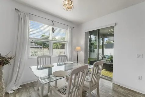 110 65th Avenue Bradenton FL 34203