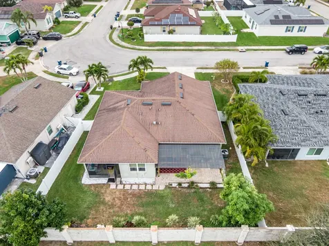 110 65th Avenue Bradenton FL 34203