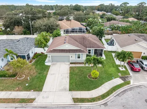 110 65th Avenue Bradenton FL 34203